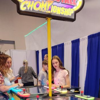 3 Players at the New Pac Man Battle Royale CHOMPionship Arcade Game