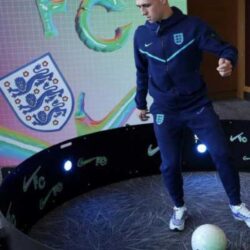 Soccer Reaction Ring with Phil Foden playing