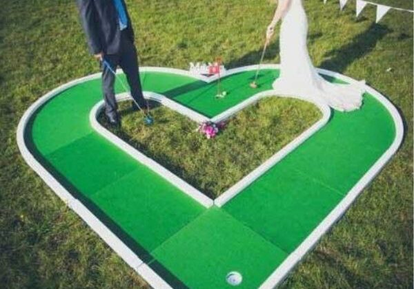 Mini Golf shaped as a Heart for Wedding Reception
