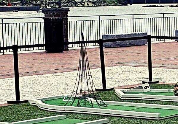 Eiffiel Tower for Mini Golf Course